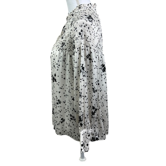 Zara Blouse Women's XS Stars and Flower Print Smocked Chest Keyhole Tie Closure - Picture 3 of 10